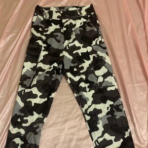 camo joggers